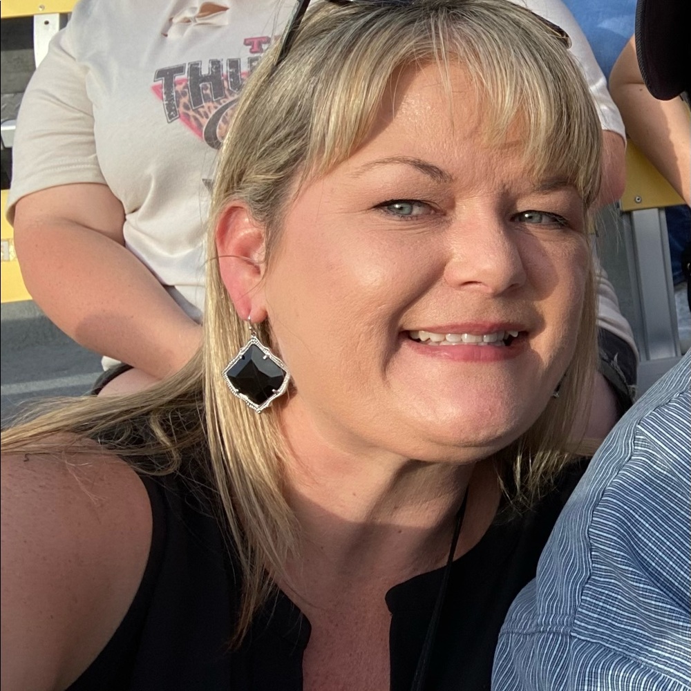 Meet your Posher, Christina